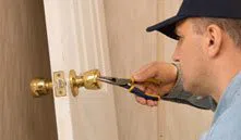 Levittown Lock And Locksmith Levittown, PA 215-716-7634 - 16a-Locks-Replace